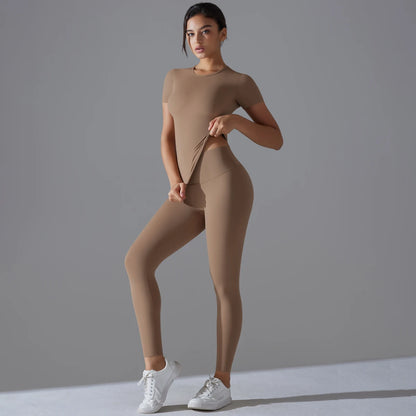 Damen-Gym-Set: Kurzarmshirt und Leggings, braunbeige