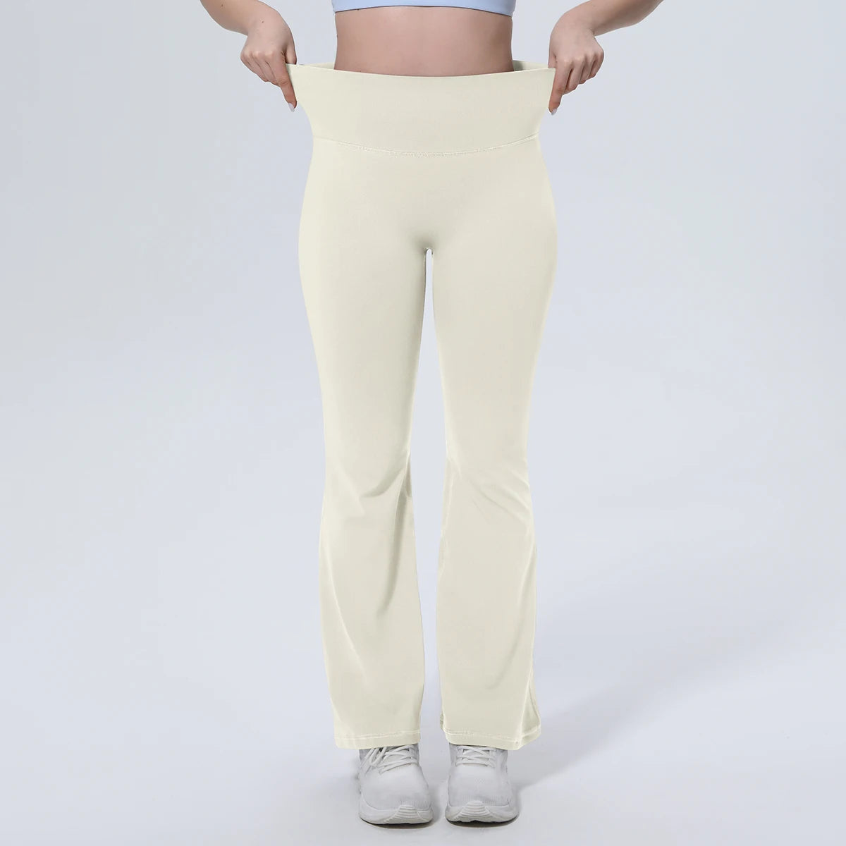 Damen-Yogahose hohe Taille, lockeres Weitbein, hell cremefarben, Rückenansicht