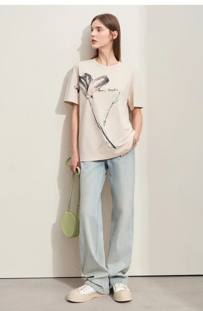 Damen T-Shirt im Minimalismus-Stil mit O-Neck und coolen Ink-Art Print