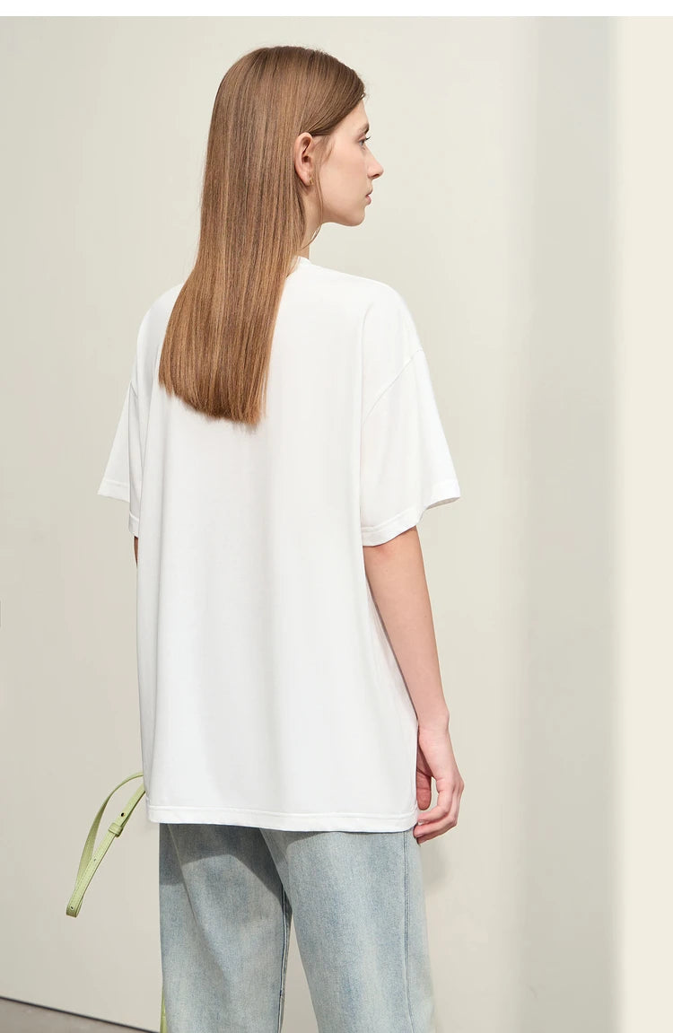 Damen T-Shirt im Minimalismus-Stil mit Taschen und elastischem O-Neck