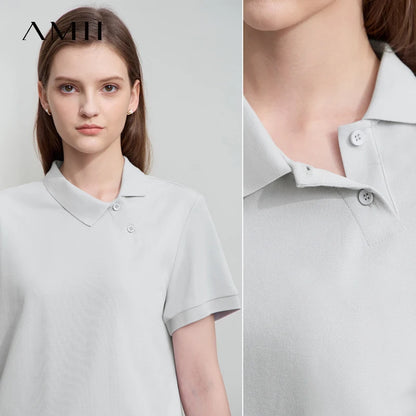 Damen T-Shirt im Minimalismus-Stil mit asymmetrischem Schnitt für den Sommer