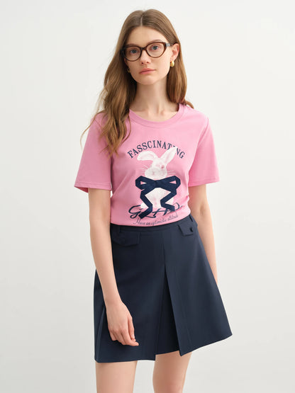 Schwarzes Damen-Frühlingsshirt mit Spitzenbesatz und V-Ausschnitt – Figurbetontes Strickdesign für Büro und Freizeit, wahlweise mit kurzen oder langen Ärmeln.