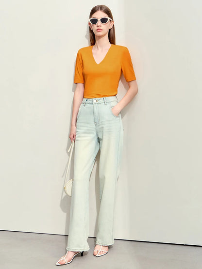 Damen T-Shirt im Minimalismus-Stil mit V-Ausschnitt und halben Ärmeln
