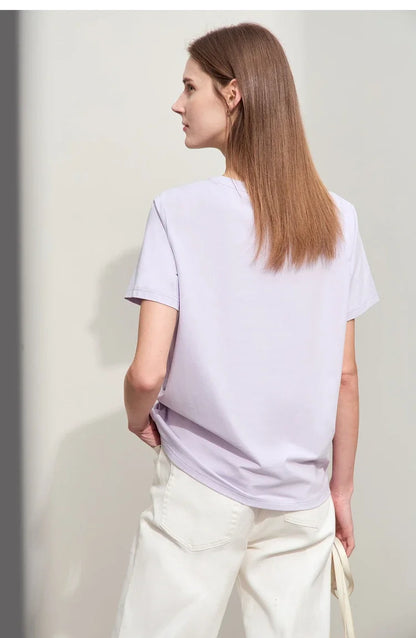 Damen T-Shirt im Minimalismus-Stil mit O-Ausschnitt und Stickerei