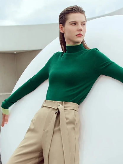 Damenpullover mit Stehkragen, langarm, dunkelgrün, schmaler Basic-Stricklook