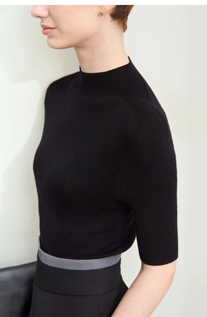 Damenpullover mit halbem Rollkragen, kurzarm, schwarz, seitliche Ansicht