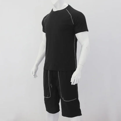 Lässiger Herren-Zweiteiler mit Rundhals und kurzen Ärmeln im sommerlichen Color-Blocking-Design