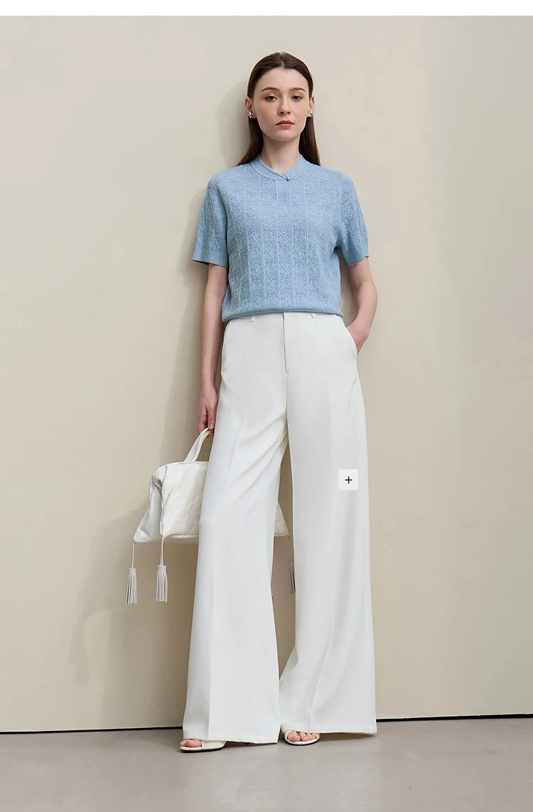Damen-Strickpullover mit Stehkragen, Knopf und Lochmuster, Kurzarm, hellblau