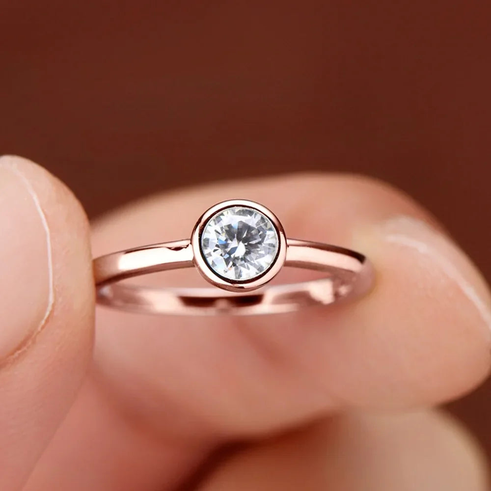 Damen-Schmuckset Halskette Ohrringe und Ring mit Moissanit