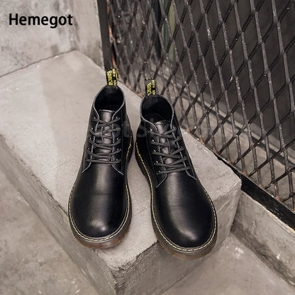 Herren-Schnürschuhe aus Leder in Schwarz/Kaffee – elegant & strapazierfähig