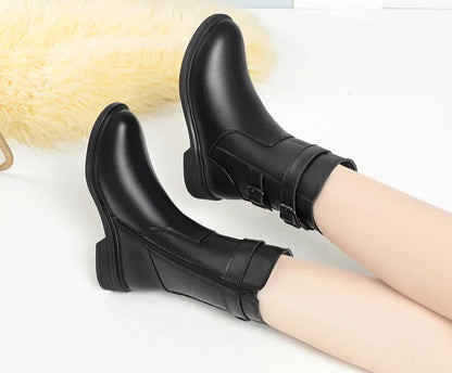 Frauen Stiefeletten aus echtem Leder mit rutschfester Sohle und dicker Wolle