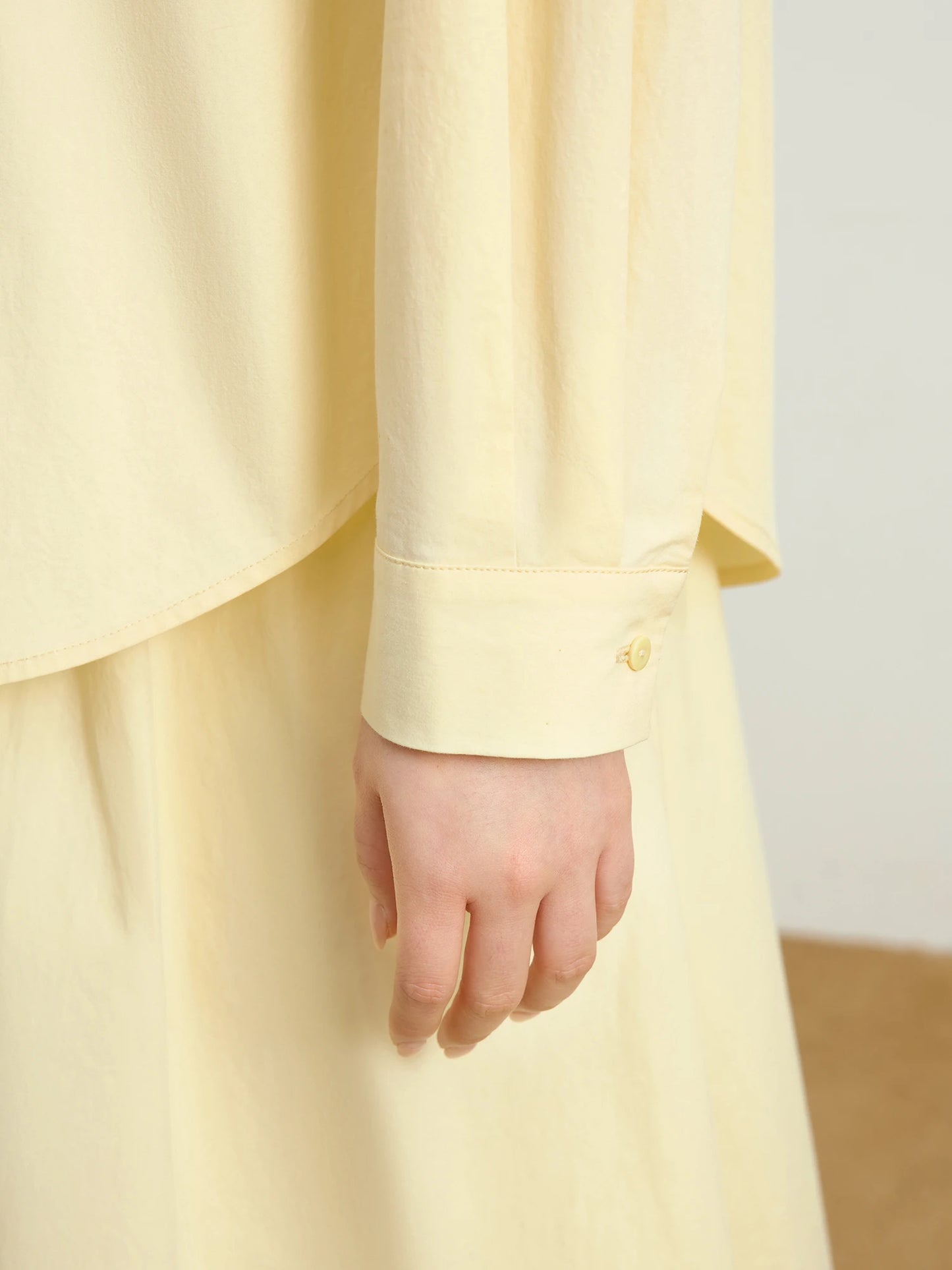 Vielseitige, romantische Damenbluse aus erfrischendem Chiffon – ideal für den Sommer
