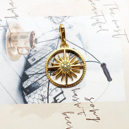 Damen-Charm-Anhänger goldene Sonne Vintage Club elegant aus Sterlingsilber