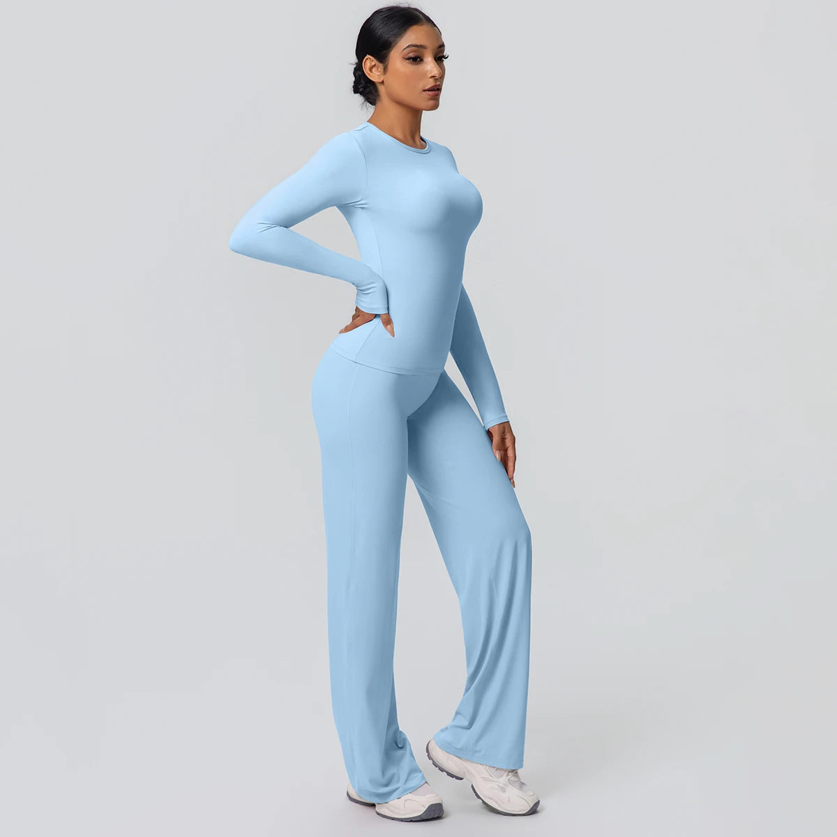 Damen-Yoga-Set aus Langarm-Top und Leggings, hellblau