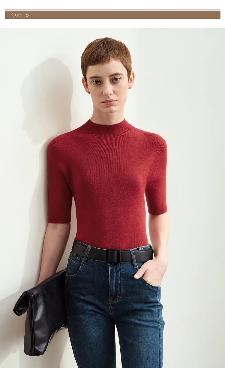Amii Pullover mit halbem Rollkragen, roter Strick, kurze Ärmel, Outfitansicht