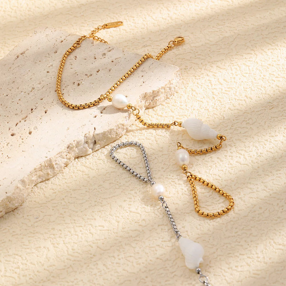 Damen-Armband mit Muschelperlen im Boho-Stil