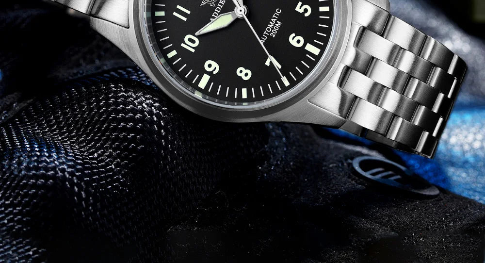 Herren-Taucheruhr mit C3-Leuchtmasse und NH35A-Automatikwerk