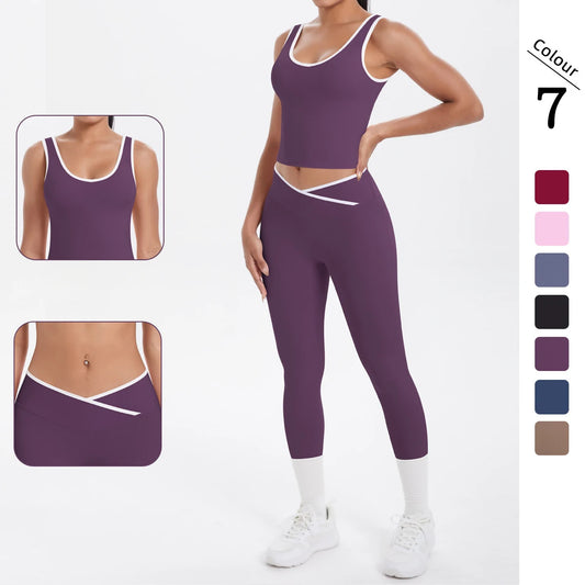 Yoga-Set für Damen in Violett: trägerloses Crop-Top und 3/4-Leggings mit weißen Kanten