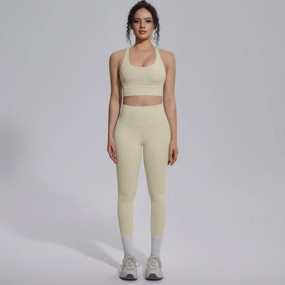 Yoga Set Für Frauen Mit Crossback Top Und Hochtaillierter Hose