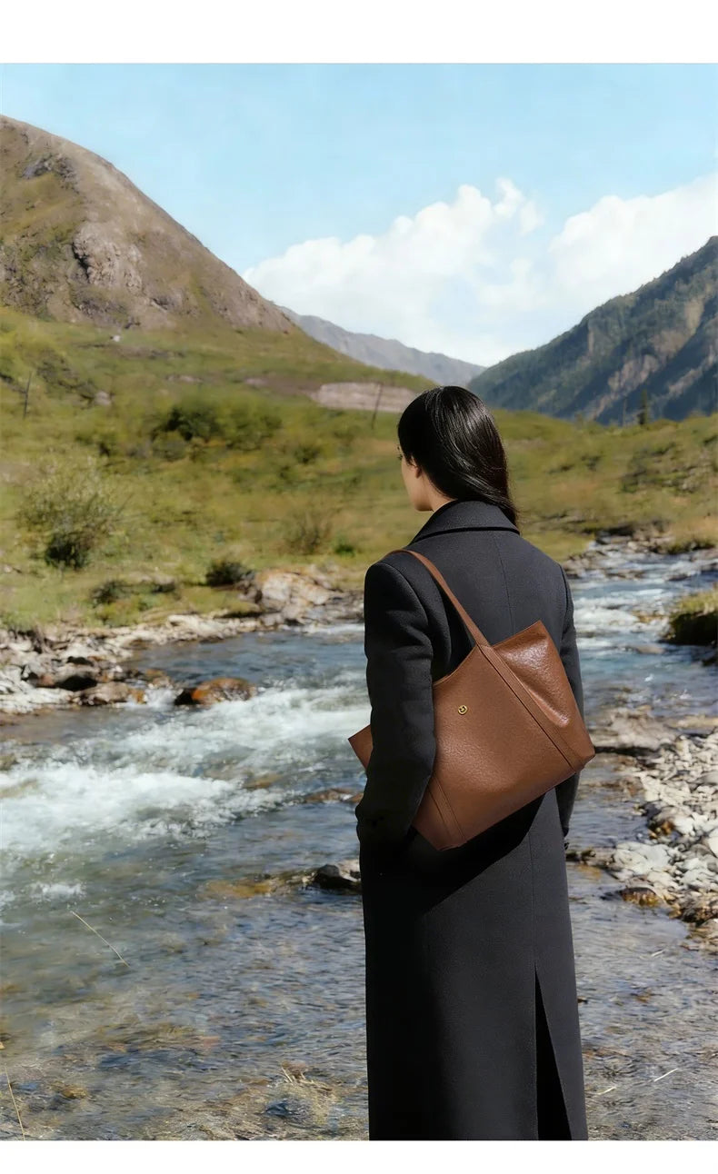 Damen-Tote-Tasche aus Rindleder mit großer Kapazität und leichtem Gewicht für Pendeln und Alltag