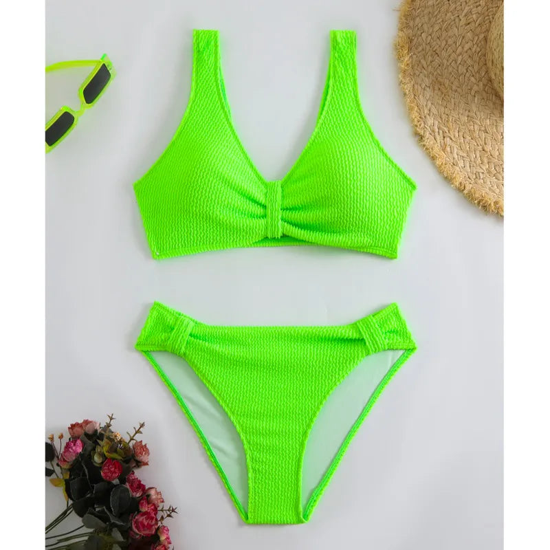 Braunes Bikini-Set mit Push-up-Effekt – verführerische Bademode für Strand und Pool