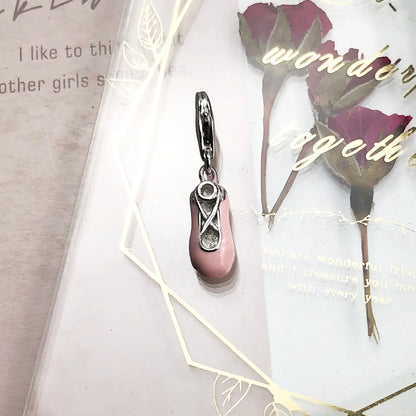 Ballettschuh-Charme-Anhänger aus 925er Sterlingsilber mit rosa Emaille, mit Öse