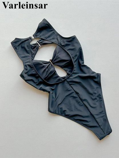 Damen Badeanzug Cut-Out rückenfrei hoher Beinausschnitt Monokini gepolstert 2026