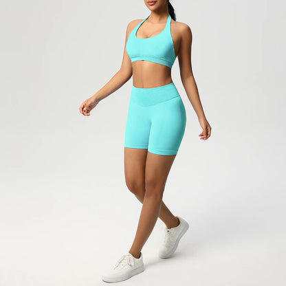 Nahtloses Yoga-Set: Push-Up-BH und Shorts, helltürkis