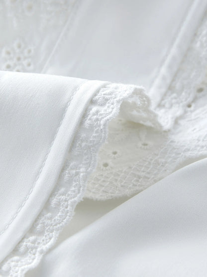 Französisch inspirierte Damenbluse mit romantischer Stickerei – vielseitig kombinierbar für den Alltag