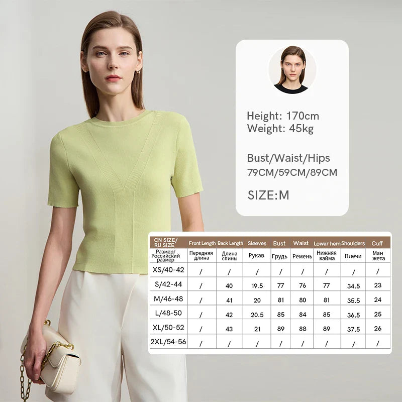 Leichter Damen-Sommerstrickpullover mit Rundhalsausschnitt und überschnittenen Schultern – modisch und bequem für warme Tage.