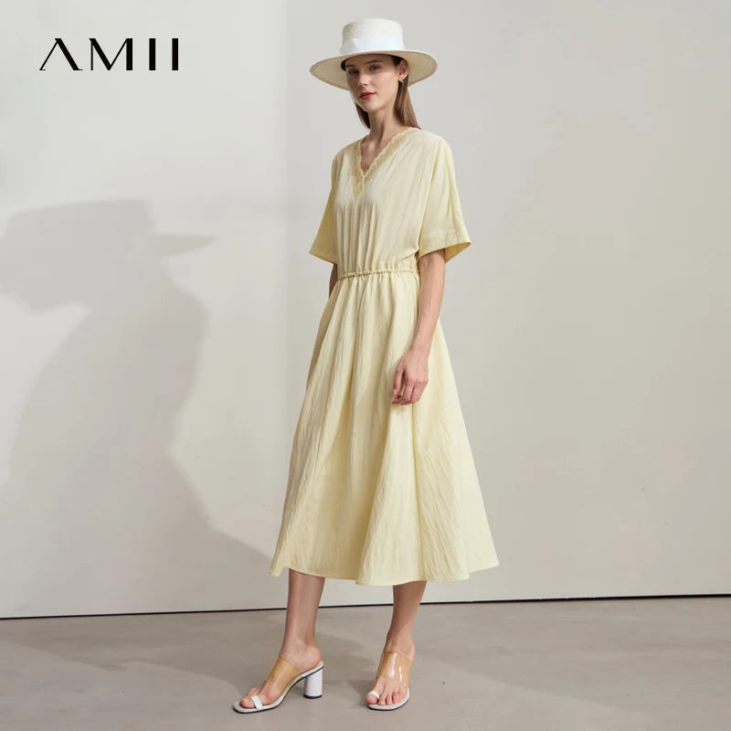 Elegantes Damen Sommerkleid Mit V-Ausschnitt Und Elastischer Taille