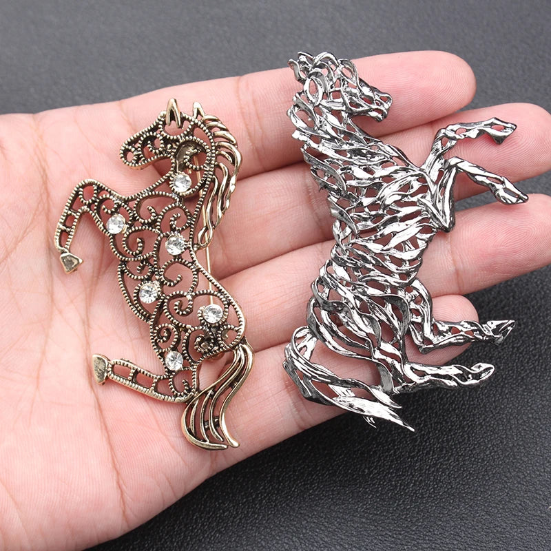 Brosche Pferd Metall Pin Schmuck Accessoire Geschenk Damen Herren