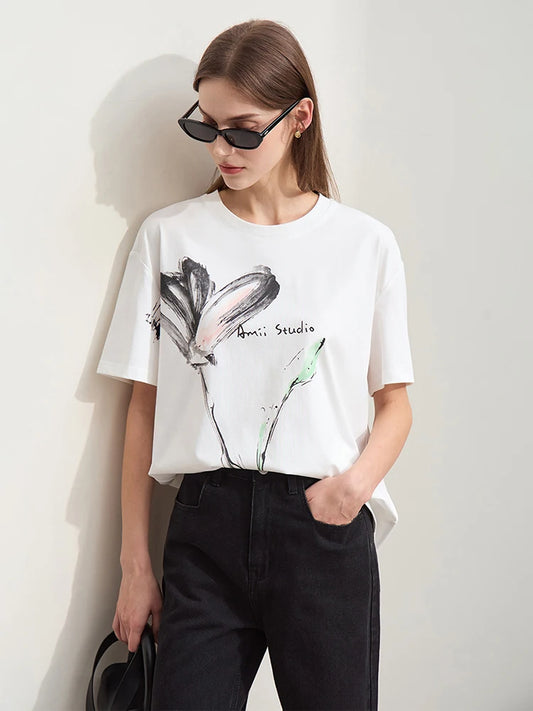 Damen T-Shirt im Minimalismus-Stil mit coolen Kunstdruck und kurzen Ärmeln
