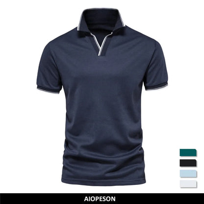 Herren Poloshirt mit V-Ausschnitt im einfarbigen, klassischen Stil