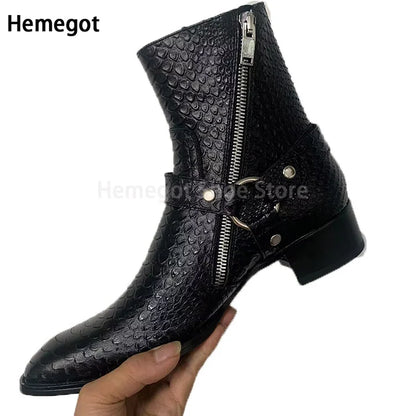Schwarze Chelsea-Boots mit Schlangenprägung, seitlichem Reißverschluss und Schnallendetail