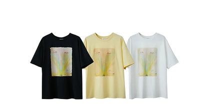 Damen T-Shirt im minimalistischen Stil mit Druck und Rundhals-Ausschnitt
