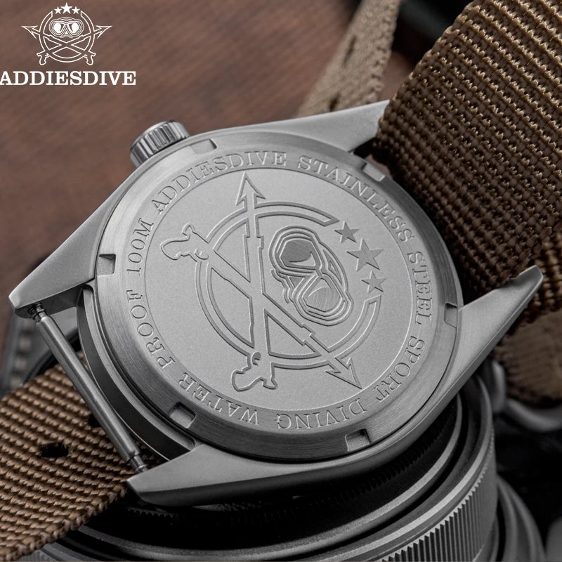 Herren-Quarzuhr mit Bubble-Glas und Nylonarmband