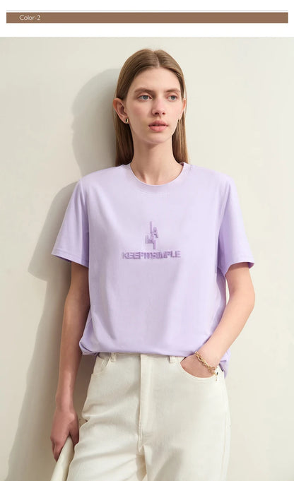Damen T-Shirt im minimalistischen Stil mit modischer Stickerei und O-Ausschnitt