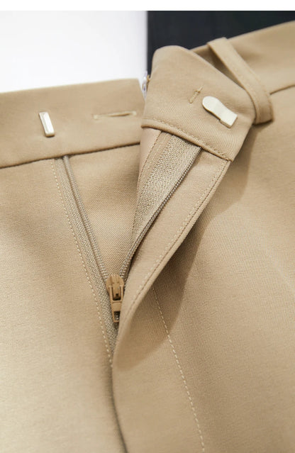 Damen Shorts im minimalistischem Stil mit Taschen für lässige Basics