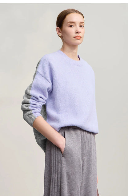 Damen-Pullover Hellblau mit grauem Part am Ärmel, lockere Passform, Rundhals