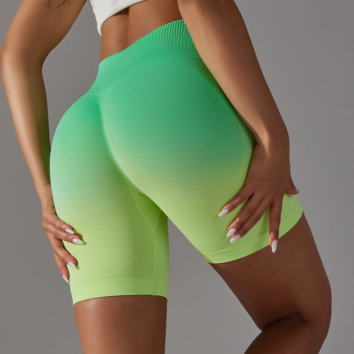 Nahtlose Yoga-Shorts mit hohem Bund, Grün-Gelb Farbverlauf, figurbetont