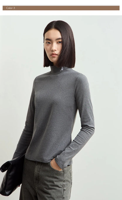 Damen Rollkragen-T-Shirt aus besticktem Fleece für warme Wintertage