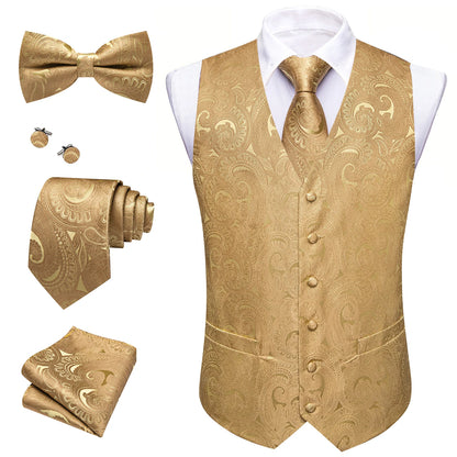 5-teiliges Business-Set: Anzugweste mit Ornament-Paisley in Gold, dazu Krawatte, Fliege & Accessoires.