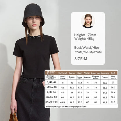 Damen Kurz-T-Shirt im minimalistischen Stil mit elastischen Perlen und Pailletten-Dekoration