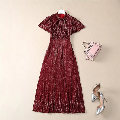 Elegantes Damenkleid mit U-Boot-Ausschnitt und Halbarm – Patchwork-Design mit Perlen für einen stilvollen Auftritt