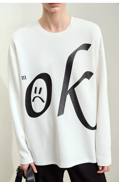 Damen T-Shirt im minimalistischen Stil mit Rundhalsausschnitt und Druckdesign