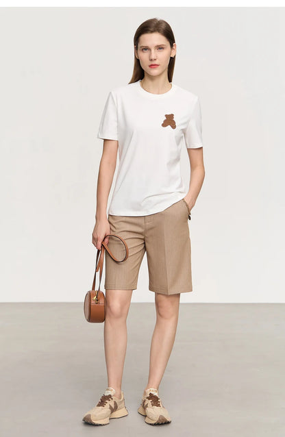 Damen Top im minimalistischen Stil mit Bären-Applikation und O-Ausschnitt