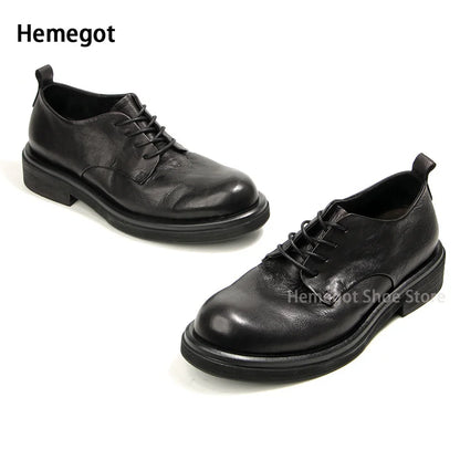 Herren-Lederschuhe, schwarz, Schnürschuhe mit runder Kappe und dicker Sohle