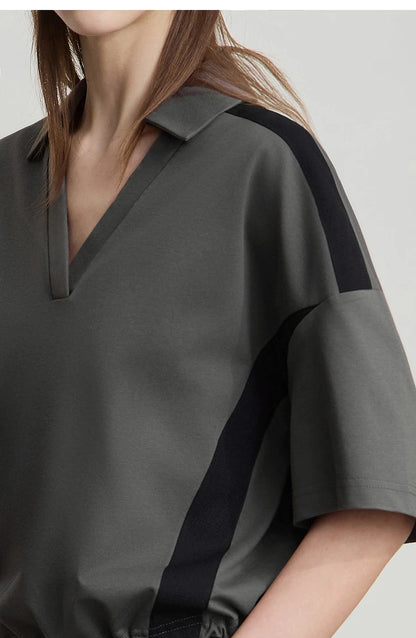 Damen T-Shirts im minimalistischen Stil mit neuem V-Ausschnitt und kurzen Ärmel