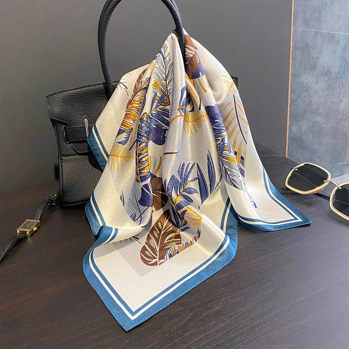 Damen Seidenschal 53cm klein quadratisch Haarband Kopftuch Halstuch Bandana